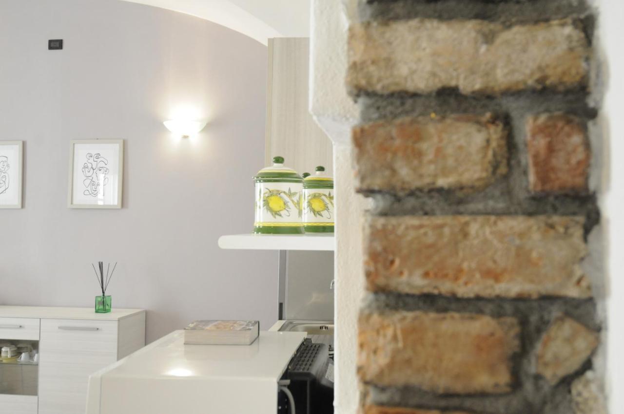St. George Apartment Lovere Luaran gambar